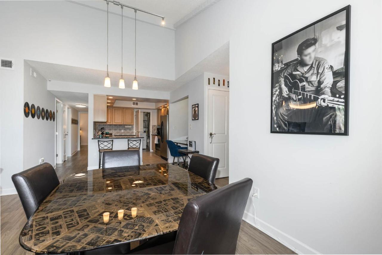 Large, Stunning Elvis Themed Condo,10 Min From Cvg Florence Extérieur photo